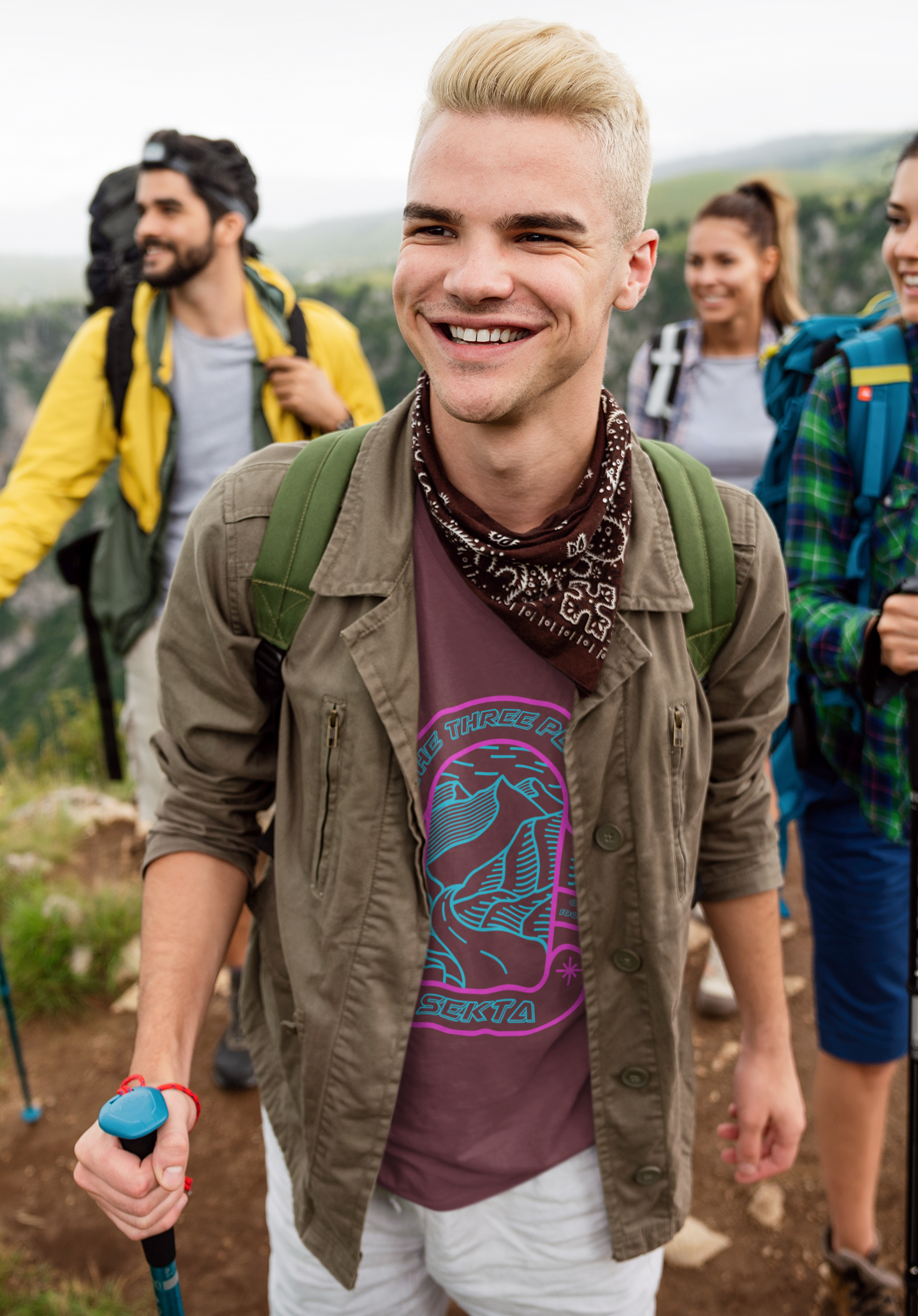 THE THREE PEAKS Unisex Short Sleeve Tee